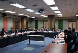 During the meeting, valuable discussions took place about the lessons learned in seeking ways to enhance the contribution of Korean industry to the overall ITER Project. (Click to view larger version...)
